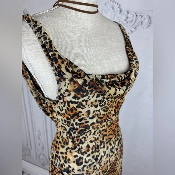 Catwalk Sexy Backless Leopard See Through Cowl Neckline Vacation Beach D… - Picture 4 of 10